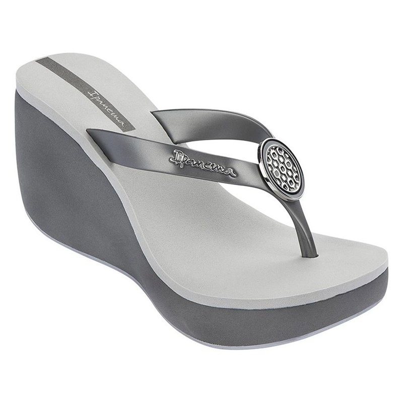 Women\'s Ipanema Bossa Flip Flops Grey | FRLIAXE-34