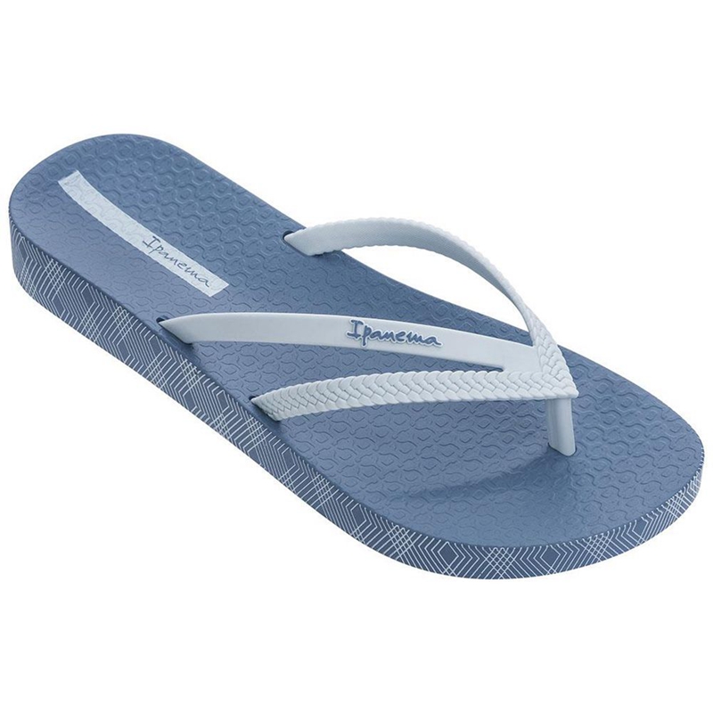 Women\'s Ipanema Bossa Soft IV  Flip Flops Blue | BELZKNR-51