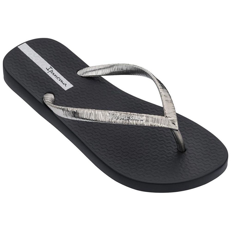 Women\'s Ipanema Foil Flip Flops Black | HIMYLQX-41