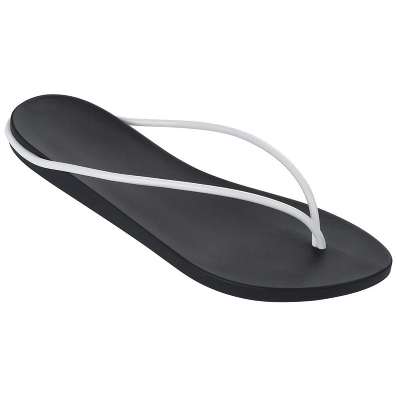 Women\'s Ipanema Philippe Starck Thing M Flip Flops Black | OIHSDGM-39